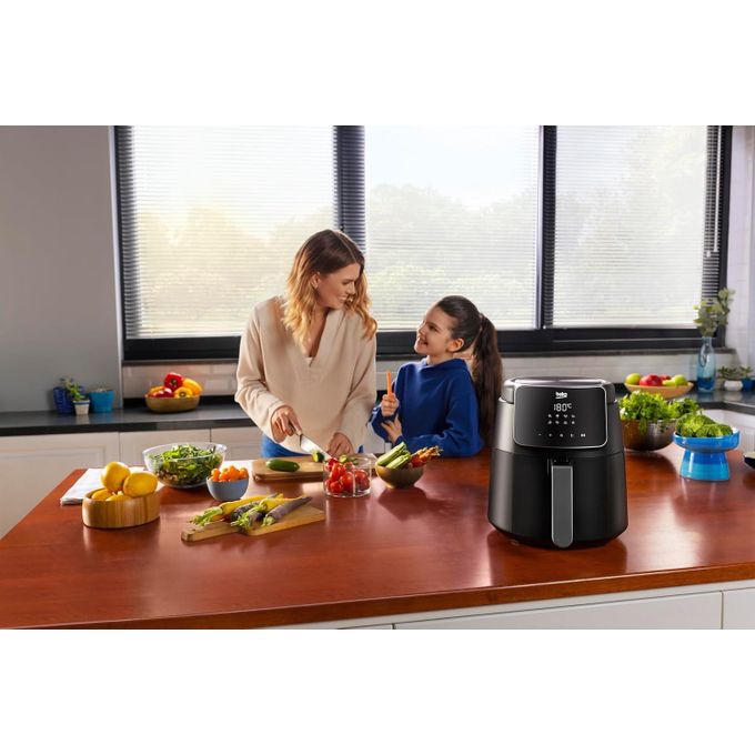 Beko قلاية بدون زيت متعددة الوظائف - FRL2244B بقوة 1500 واط وسعة 3.9 لتر للبطاطس المقلية بوزن 0.8 كجم، 8 برامج، بشاشة سوداء من تي-كتل